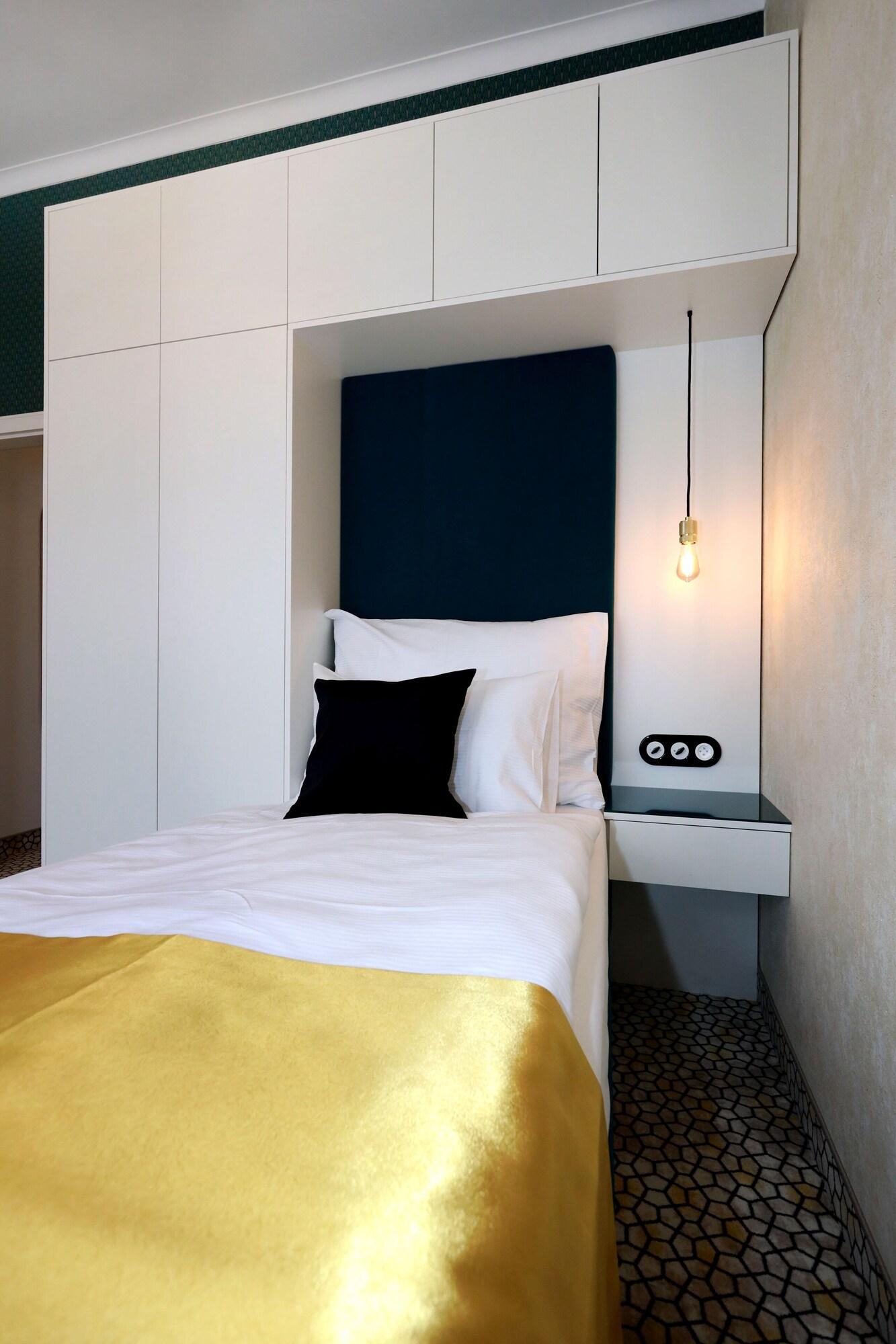 Art Deco Wolker By Astoria Hotel & Medical Spa Κάρλοβι Βάρι Εξωτερικό φωτογραφία